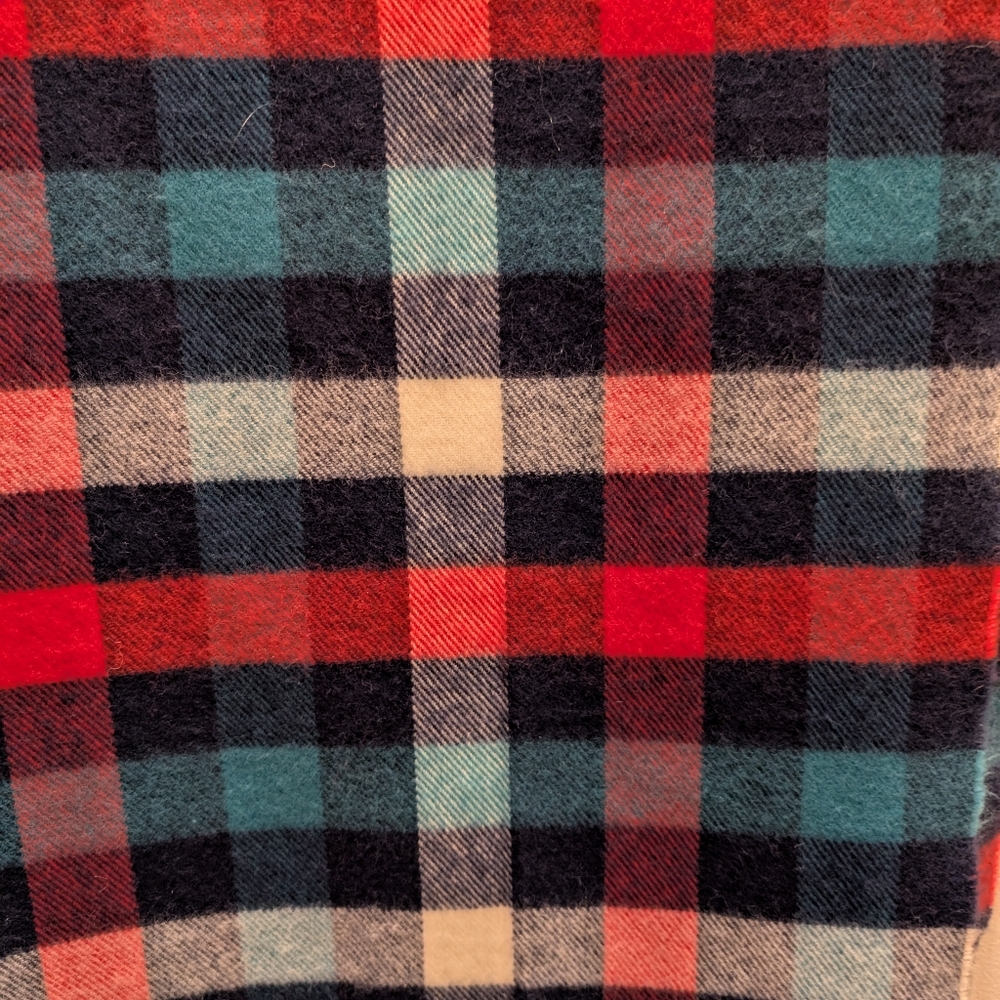 100% Cashmere Scarf - Picture 2 of 4